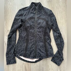 Lululemon define jacket size 8